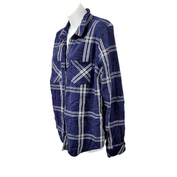 2/$20 Reitmans Navy Blue Plaid Pattern Buttons Down Shirt Top Size: XXL - Picture 2 of 8
